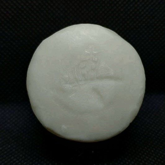 Soap frankincense gum, snail and sandalwood Dummi "Embrace", 45 gr